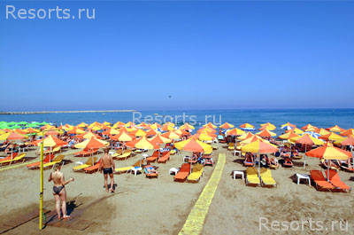 Steris Beach Hotel 9
